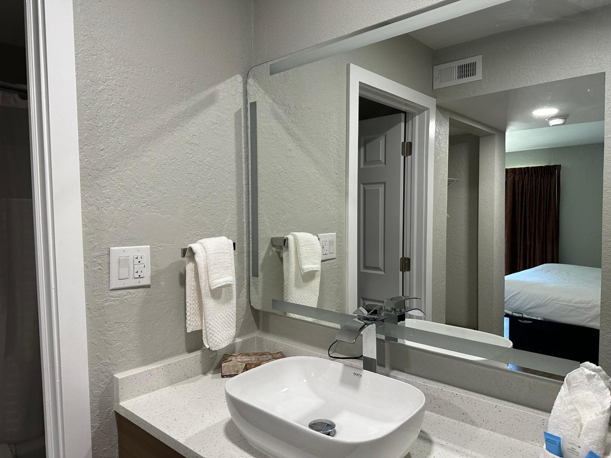 Mainstay Suites Springfield South - Battlefield Rd Zewnętrze zdjęcie