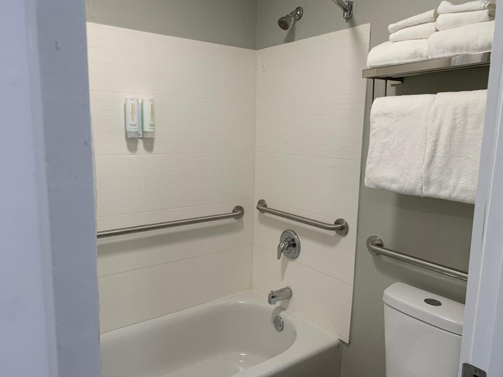 Mainstay Suites Springfield South - Battlefield Rd Zewnętrze zdjęcie