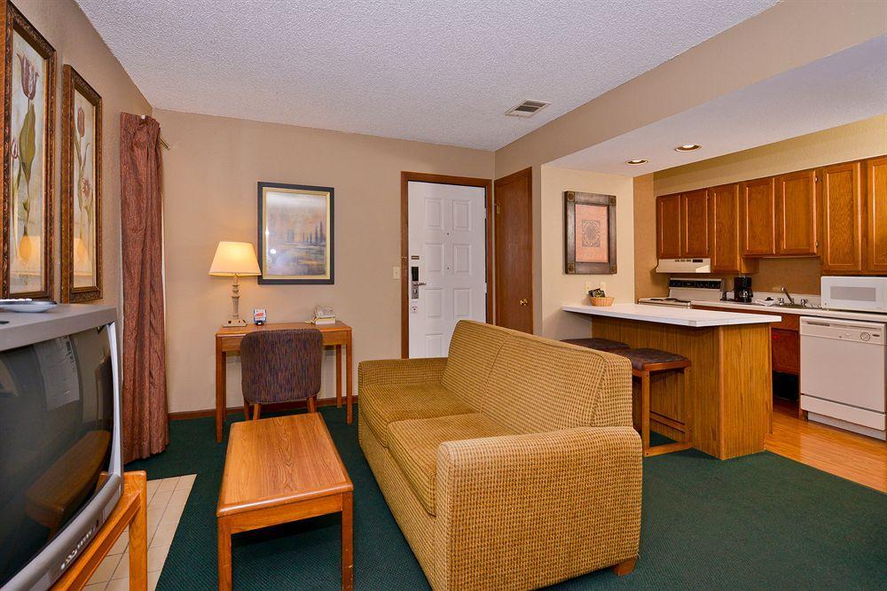 Mainstay Suites Springfield South - Battlefield Rd Zewnętrze zdjęcie