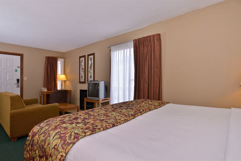 Mainstay Suites Springfield South - Battlefield Rd Zewnętrze zdjęcie