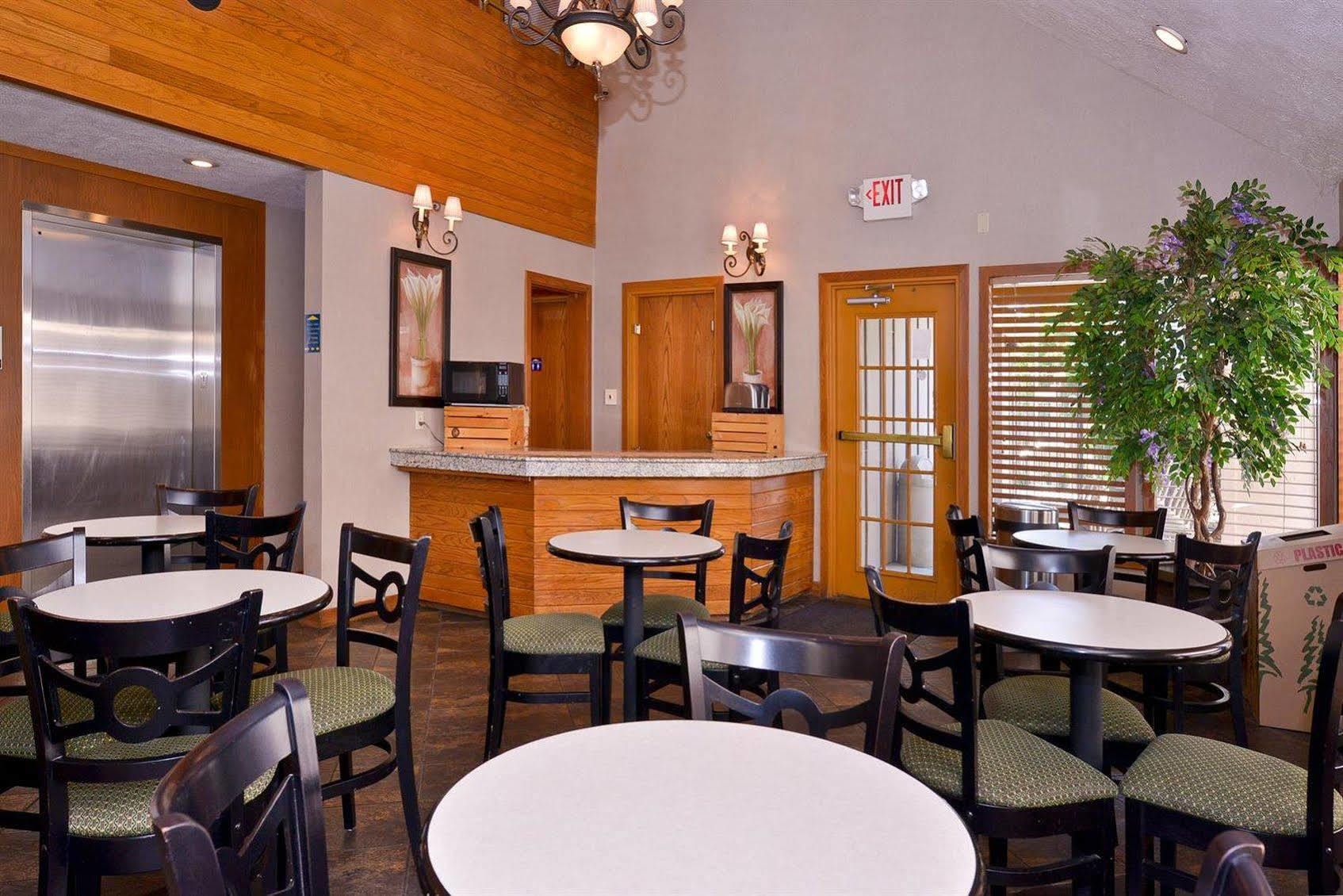 Mainstay Suites Springfield South - Battlefield Rd Zewnętrze zdjęcie